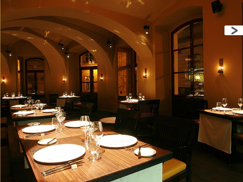 RESTAURACE LA DEGUSTATION - AMBIENTE